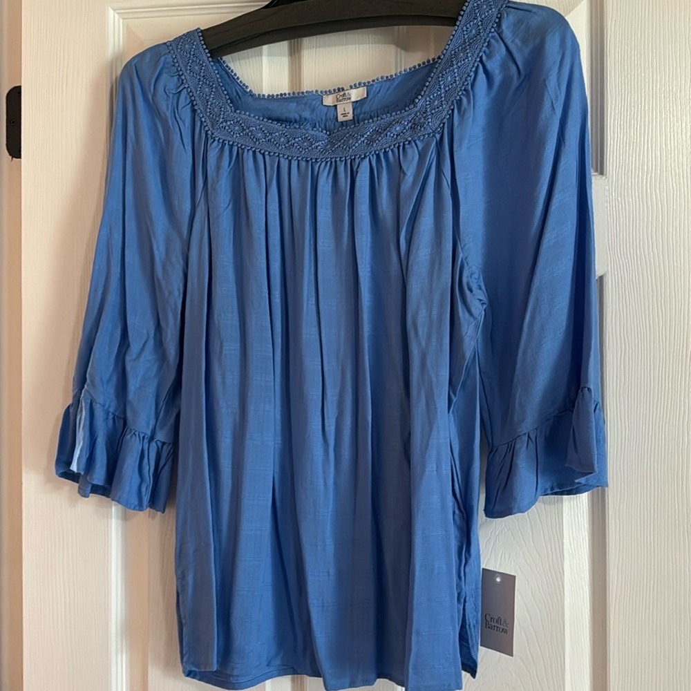 Craft & barrel - Large women’s shirt, 100% rayon very soft